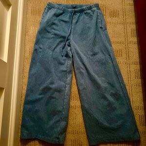 American Eagle wide leg lightweight sweatpants